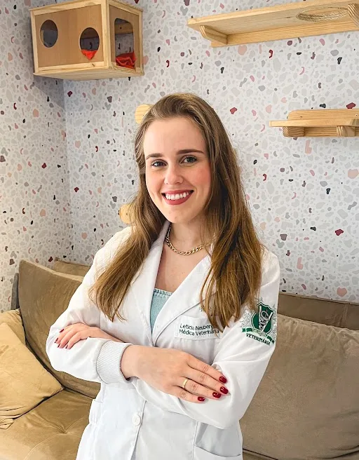 Letícia Neuberger, médica veterinária domiciliar em Joinville